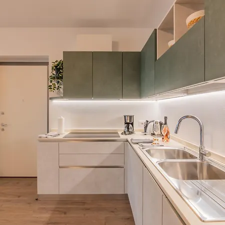 Dei Venti - Breva By Curtiaffitti * Pianello Del Lario