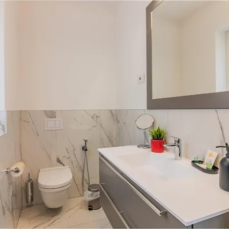 Dei Venti - Breva By Curtiaffitti