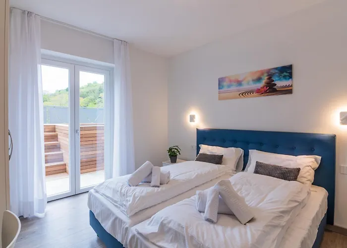 Villa Dei Venti - Breva By Curtiaffitti