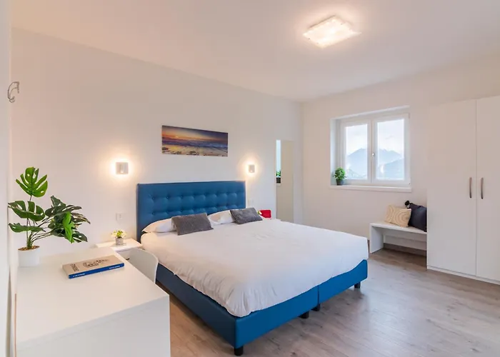 Dei Venti - Breva By Curtiaffitti * Pianello Del Lario